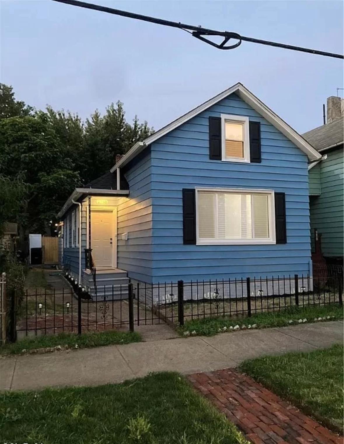 Attic Retreat 5 Minutes From Westside Market Cleveland Extérieur photo